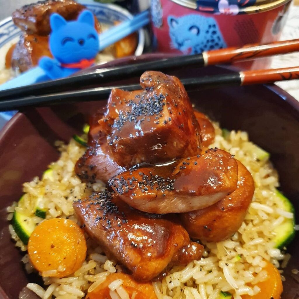 Poulet mariné sauce soja, gingembre et huile de sésame