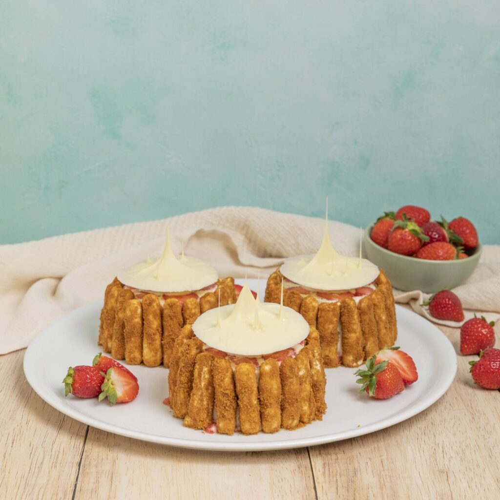 Mini-torta de morangos