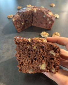 Moelleux allégé au chocolat et noix
