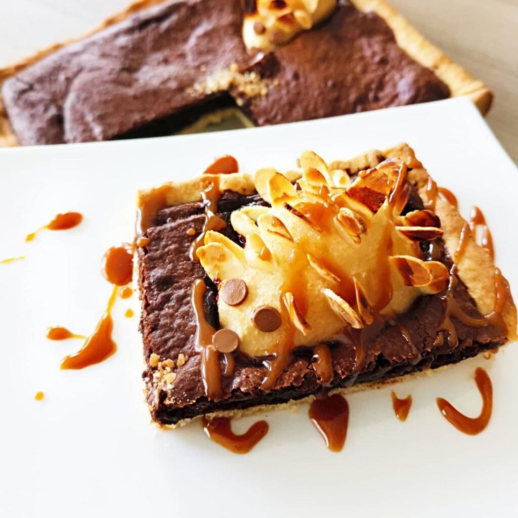 Ma tarte aux hérissons, pâte sablée, poires, chocolat et amandes