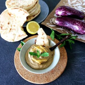 Caviar d&rsquo;aubergines au citron confit et au sésame