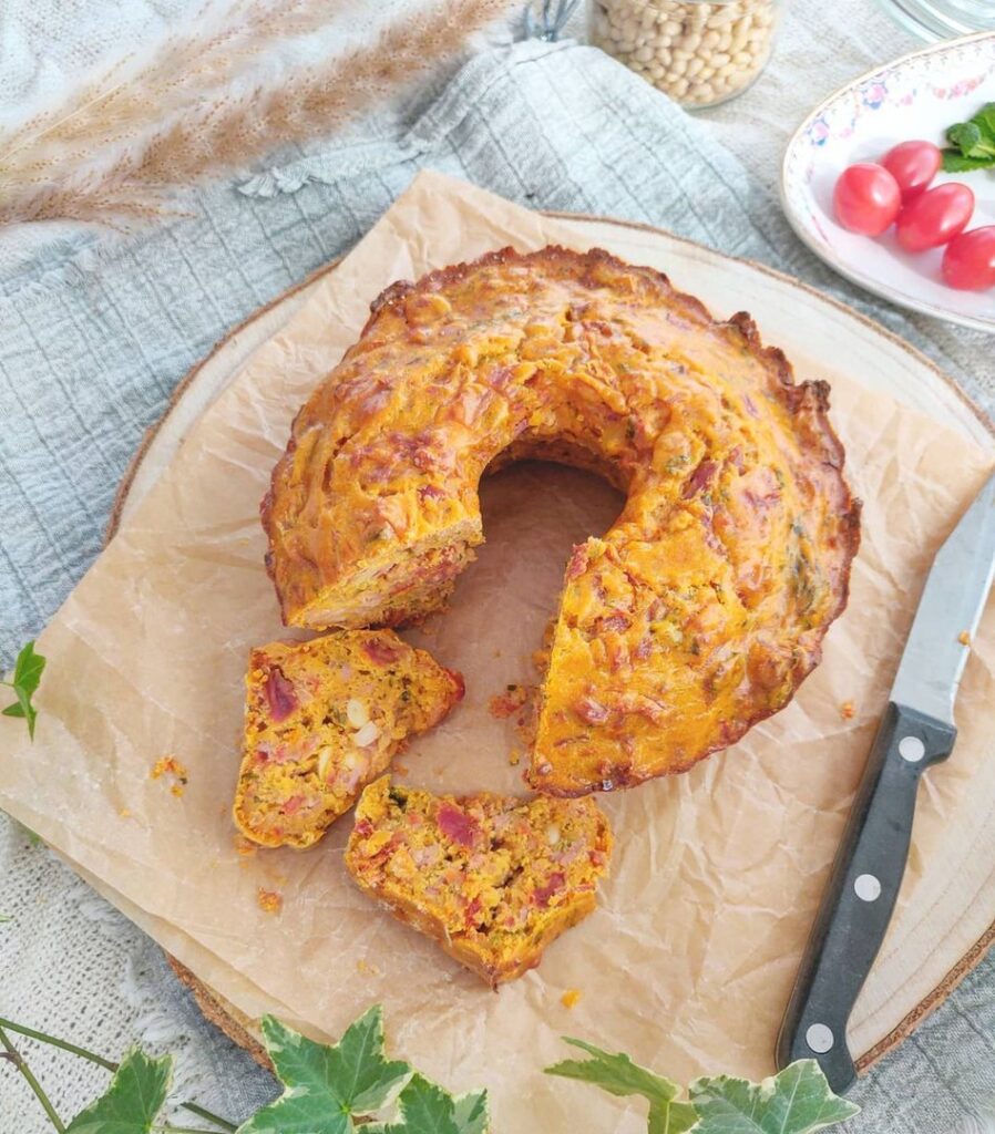 Cake salé aux tomates séchées jambon et philadelphia