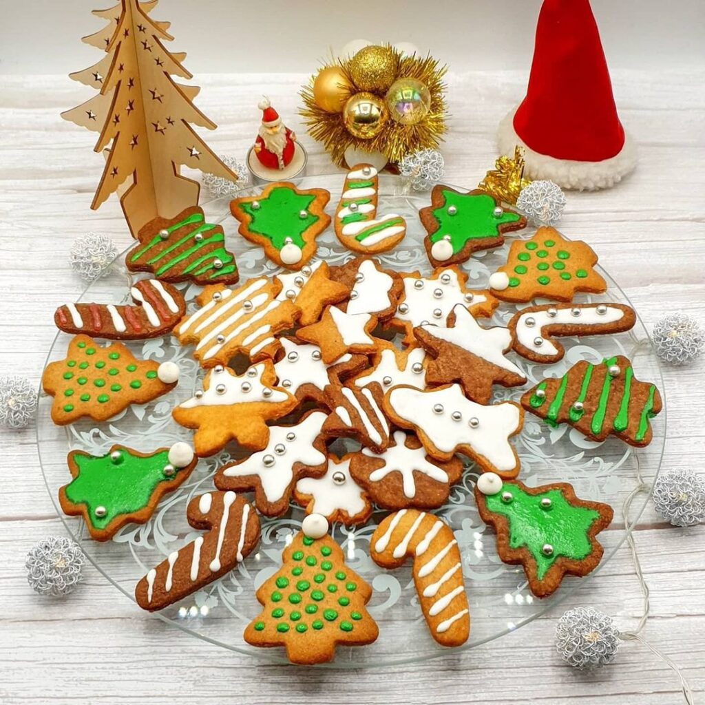 Biscuits de noël colorés