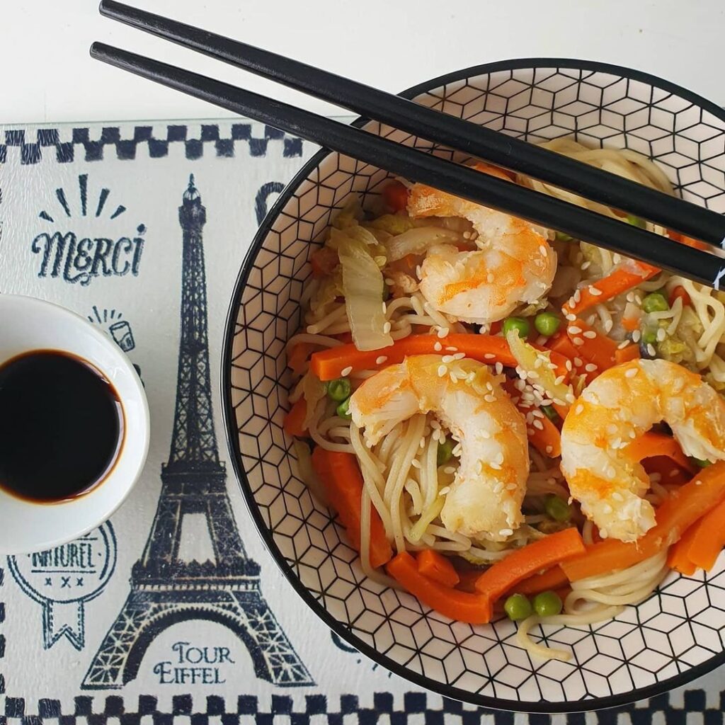 Nouilles chinoises aux crevettes