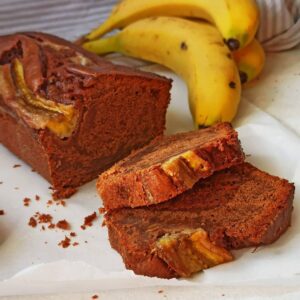 Cake chocolat et bananes caramélisées