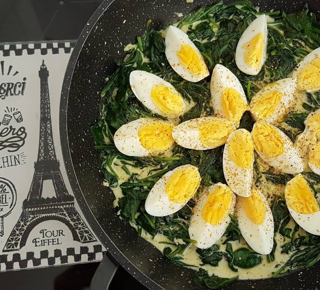 Épinards à la crème au curry
