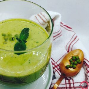 Gaspacho aux petits pois et menthe