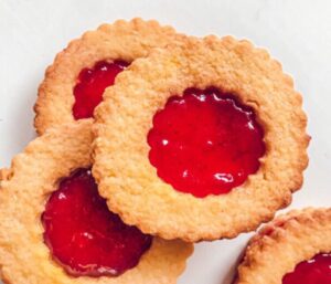 Sablés légers à la confiture de fraise
