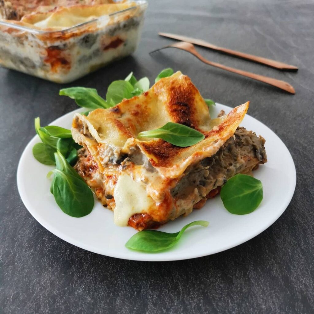 Lasagnes aubergines, crème mascarpone et sauce basquaise