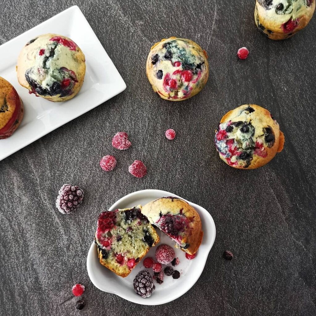 Muffins maison aux fruits rouges