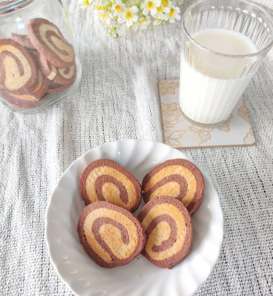 Biscuits spirales vanille-cacao