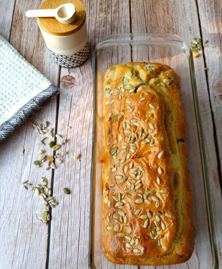 Cake olives gruyère ciboulette