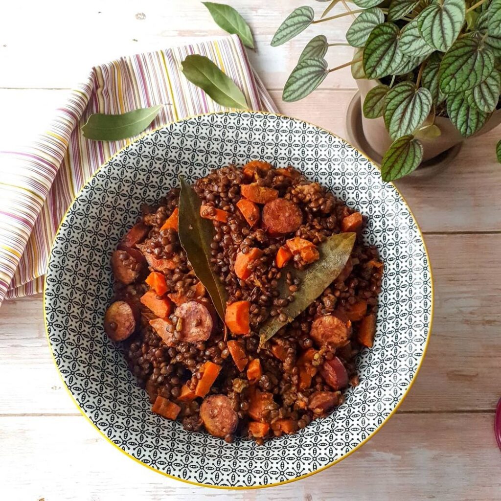 Saucisses lentilles carottes