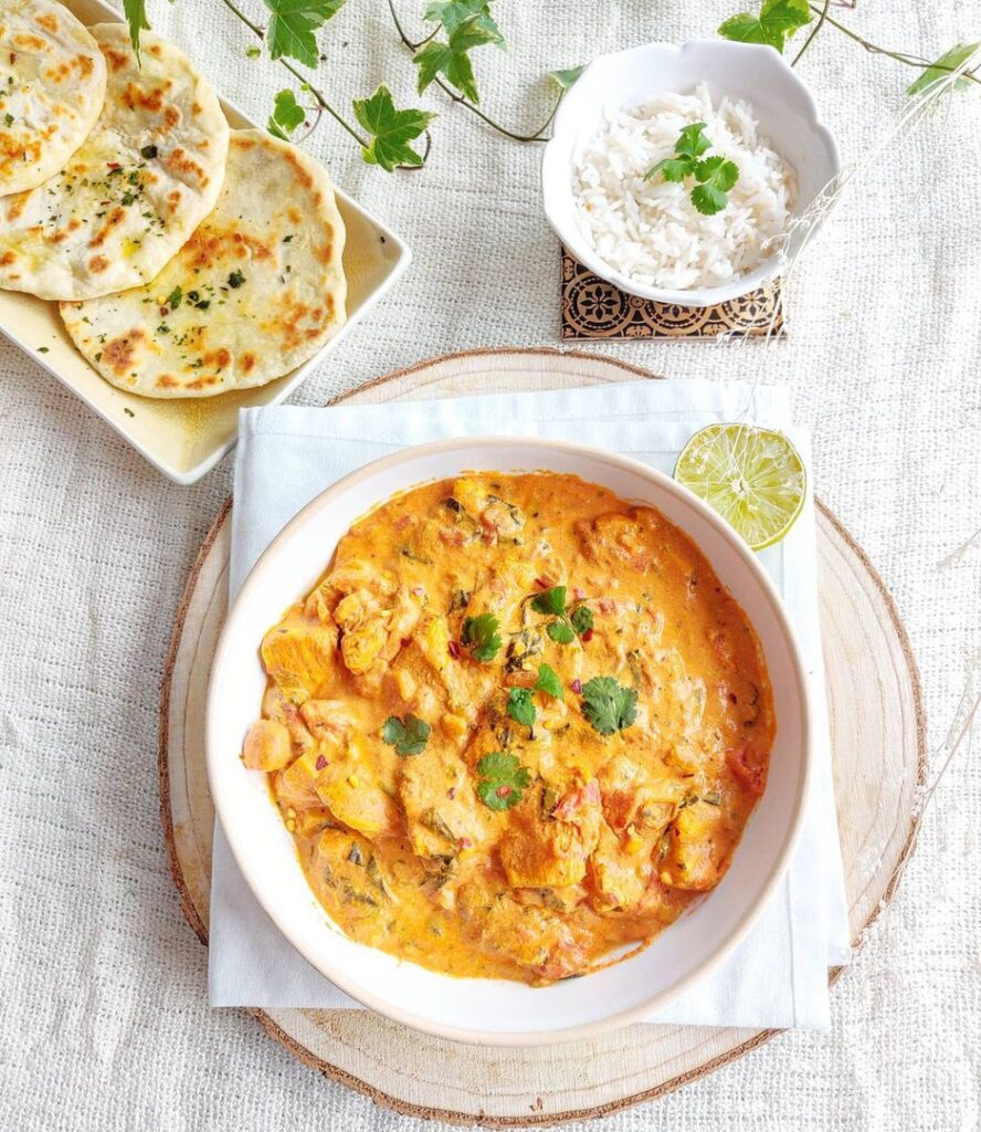 Poulet tikka masala et naan