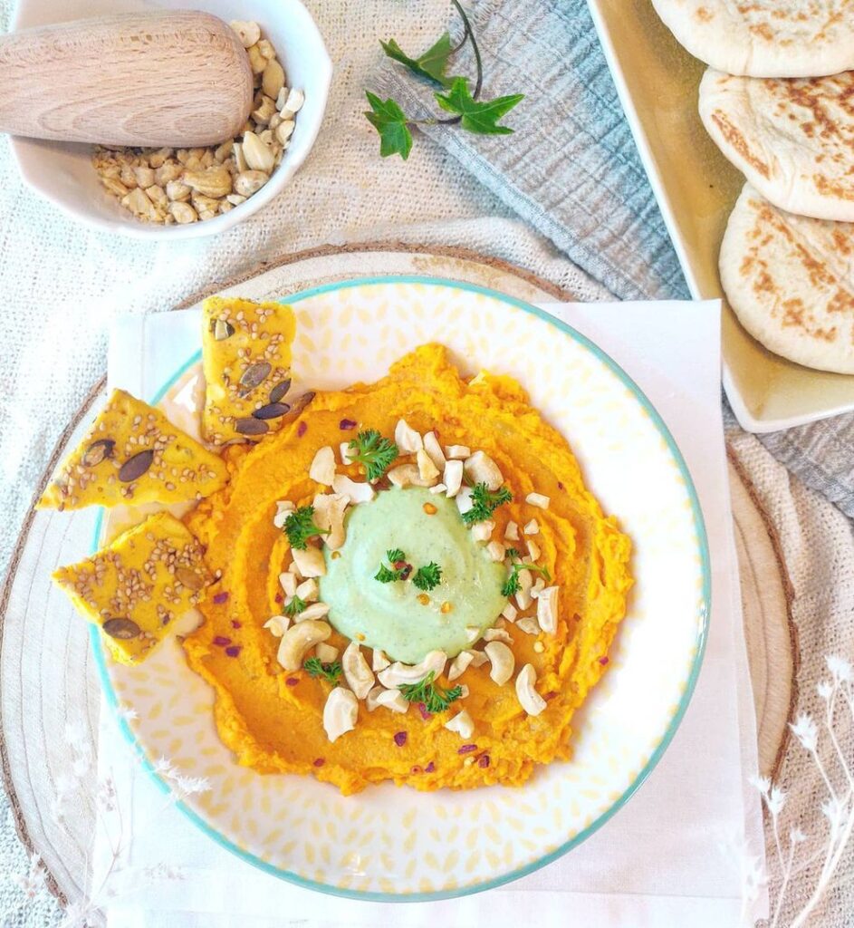 Houmous aux carottes  sauce persil ricotta