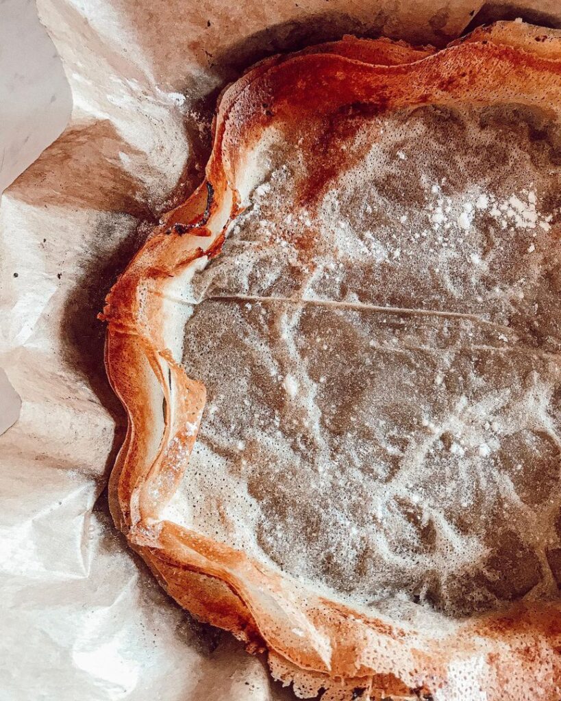 Pastilla à la compote de pommes