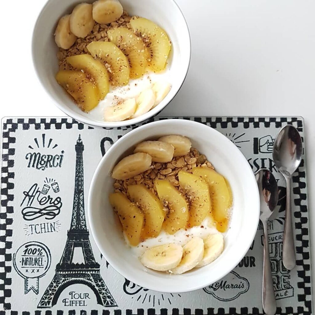 Power bowl : granola kiwi banane