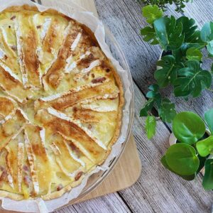 Tarte pomme de terre, camembert, lardons