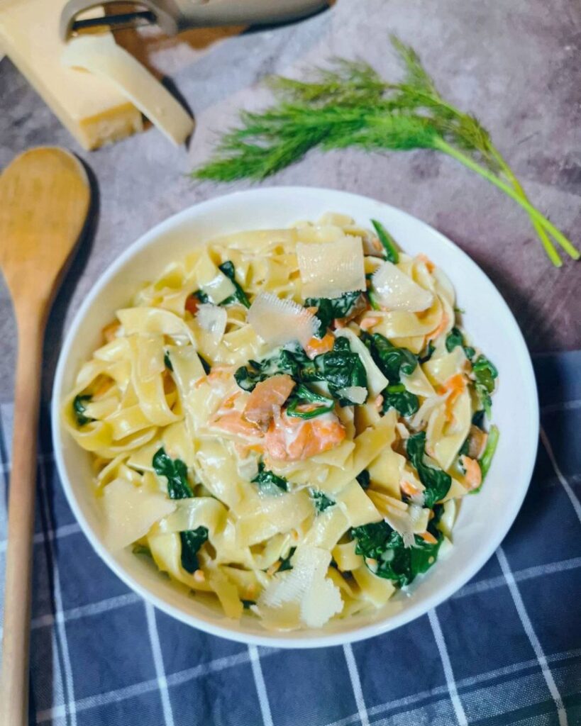 One pot pasta épinards et saumon fumé