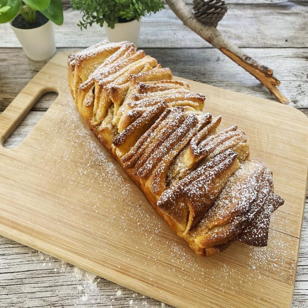 Brioche à effeuiller à la cannelle