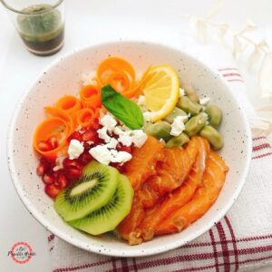 Poke bowl coloré