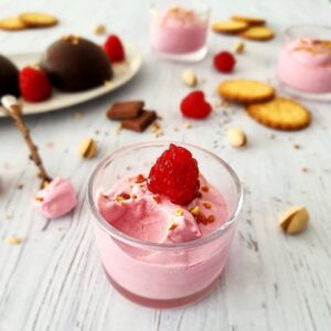 Mousse framboise à la crème coco sans œuf Mousse framboise à la crème coco sans œuf