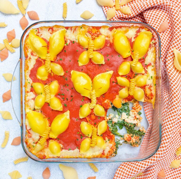 Gratinado de macarrão-borboleta