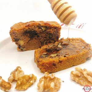 Gâteau au miel et aux noix