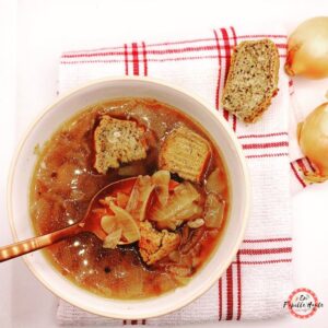 Soupe à l&rsquo;oignon et vermicelles
