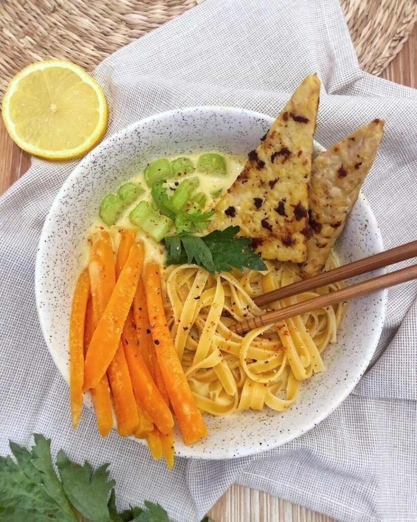 Pâtes quinoa/carotte & curry