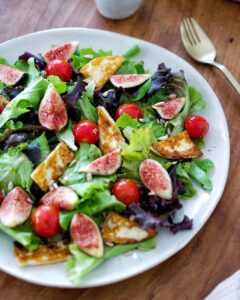 Salade figues & halloumi