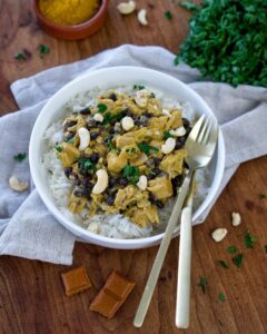 Tofu curry aux haricots noirs