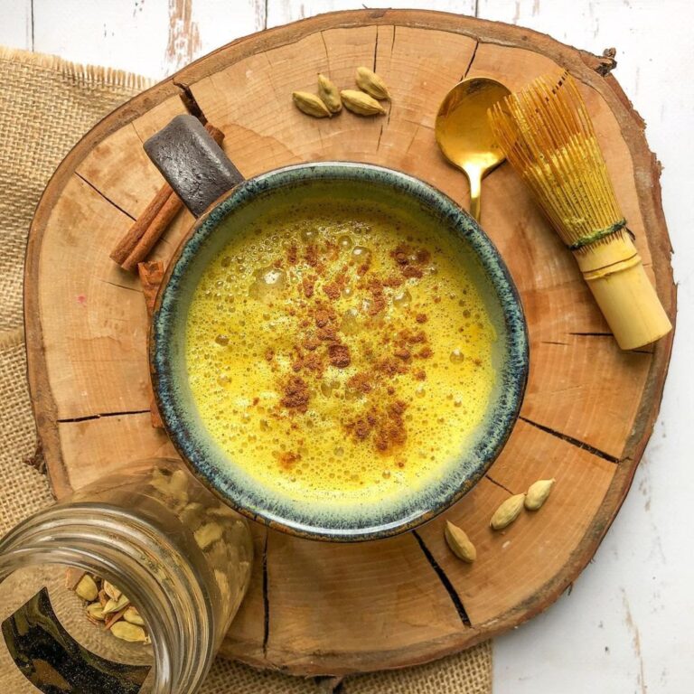 Latte cannelle gingembre curcuma Latte cannelle gingembre curcuma