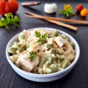 Risotto au poulet chèvre et fèves