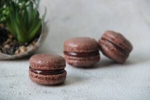 Macarons au chocolat maison