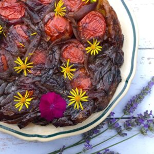 Tatin oignon rouge et tomates cerises