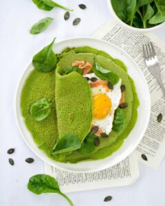 Crêpes à la farine de riz et aux épinards