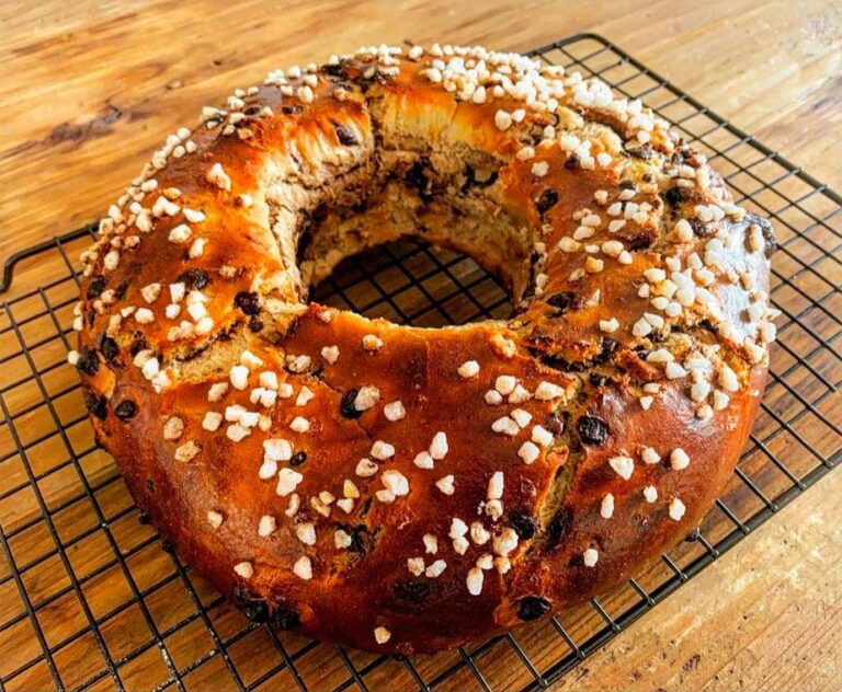 Brioche des rois aux pépites de chocolat Brioche des rois aux pépites de chocolat