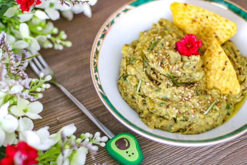 Guacamole à la moutarde ancienne