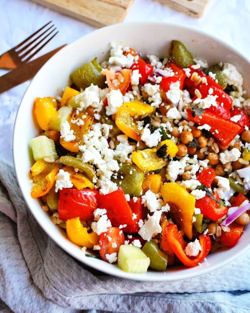 Salade complète poivrons grillés x pois chiches x blé