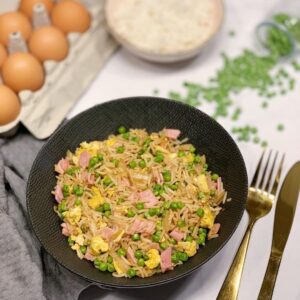 Riz cantonais petit pois œuf jambon