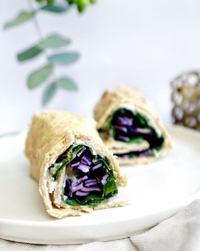 Wraps épinards, avocat et chou rouge