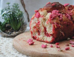 Brioche aux pralines roses