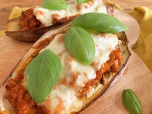 Aubergines farcies au thon et édam