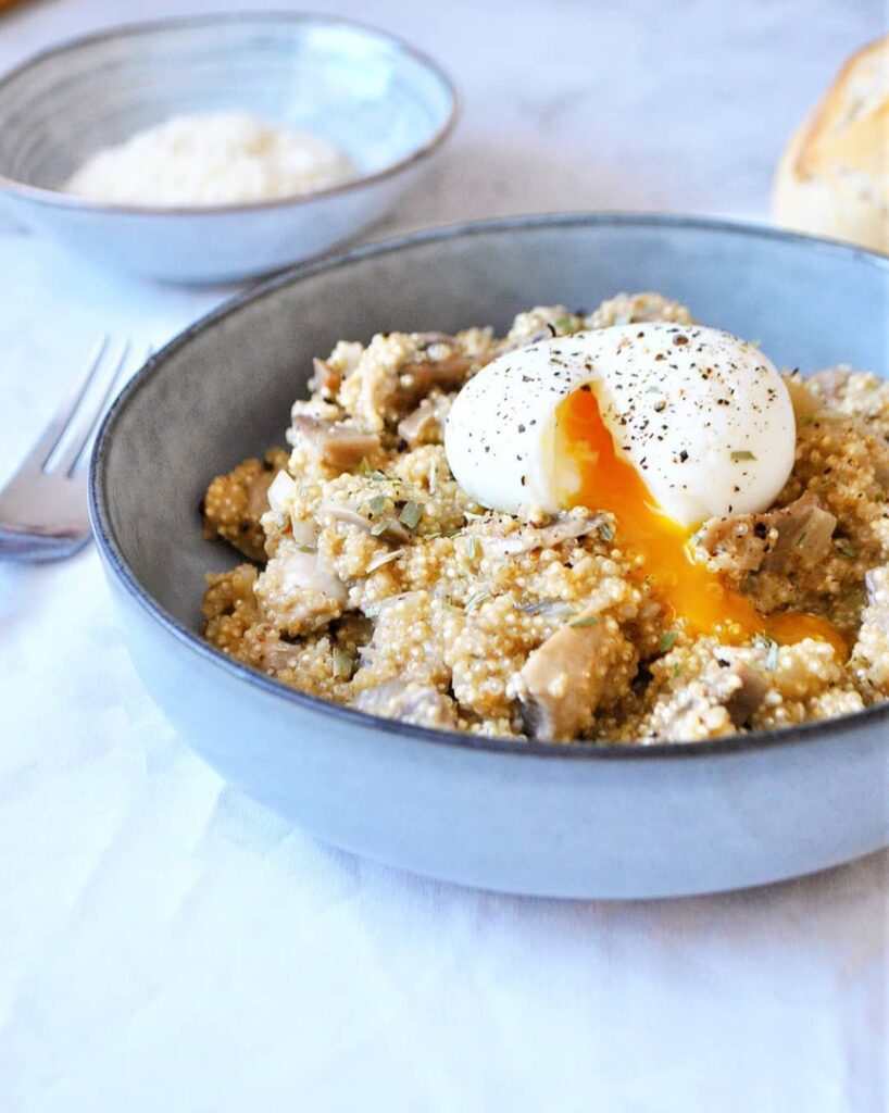 Quinotto aux champignons et œuf mollet