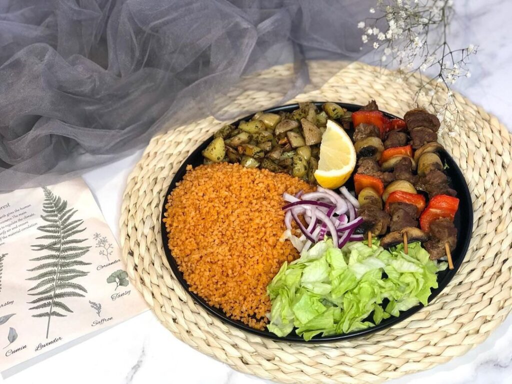 Brochette de bœuf et boulgour libanais