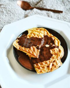 Gaufres au fromage blanc sauce choco