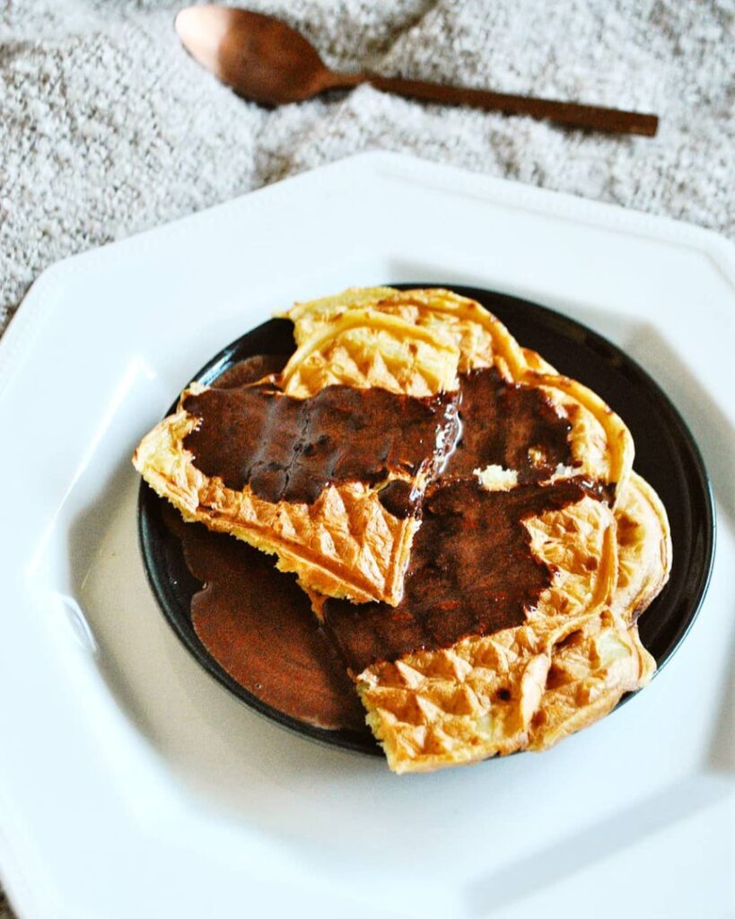 Gaufres au fromage blanc sauce choco