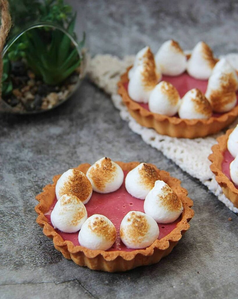 Tartelette à la framboise meringuée