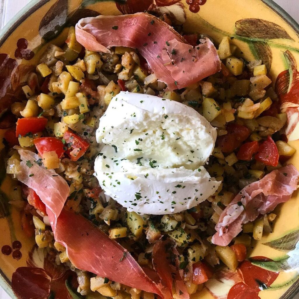 Ratatouille, bufala et jambon fumé